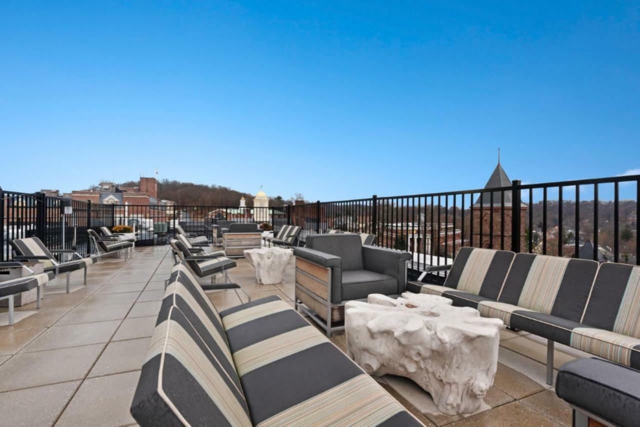 Global Luxury Suites At Monroe Morristown Luaran gambar